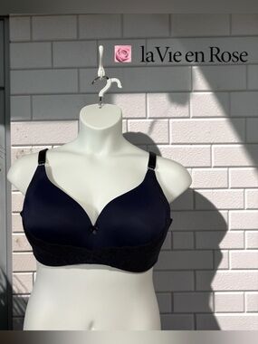 NEW, La Vie En Rose Sleekback, Wireless Bra, 40DD, Navy Blue Lace